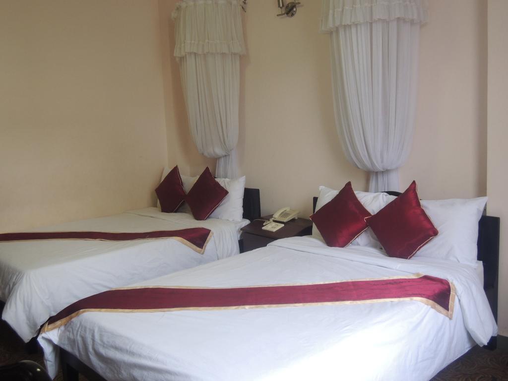 Y Lan Hotel Dalat Bilik gambar
