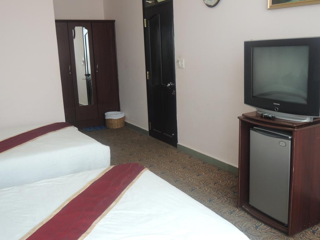 Y Lan Hotel Dalat Bilik gambar