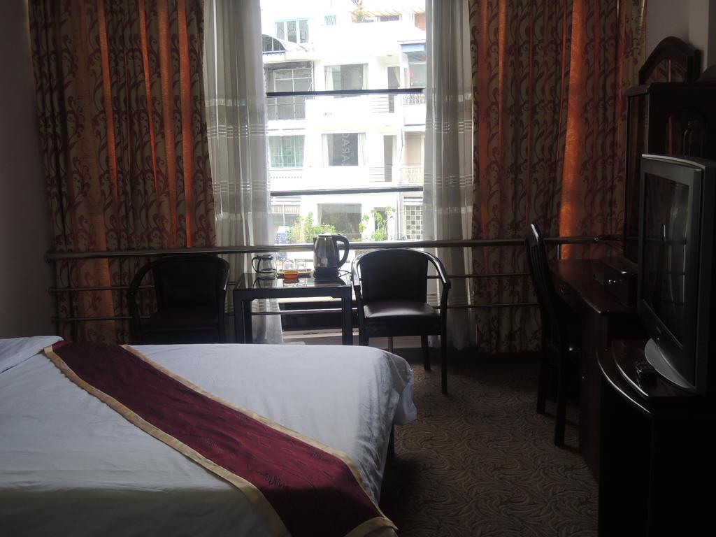 Y Lan Hotel Dalat Luaran gambar